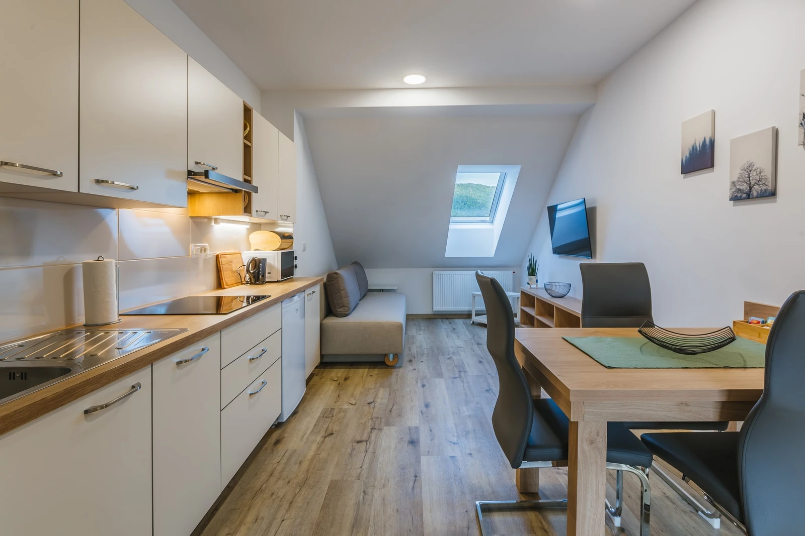 One-Bedroom Apartment with Balcony